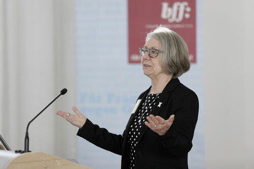 Vortrag von Prof. Dr. Barbara Kavemann "Vergessen und Erinnern - Sprechen und Schweigen"